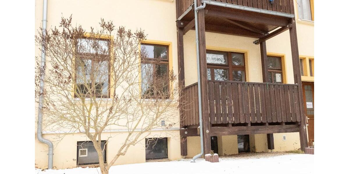 Hochparterre Chemnitz Ebersdorf - 3 Zimmer, 81 m&sup2;, 425&euro; | Angebot:26299932