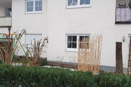 Frisch sanierte 2-Zimmer-Wohnung mit Terrasse in ruhiger Lage zimmer