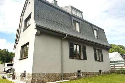 Haus zum Kaufen in Lößnitz 359.000 € 245 m²