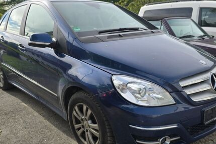 Mercedes-Benz B 180 139.568 km 3.950 &euro; Burkhardtsdorf 09235