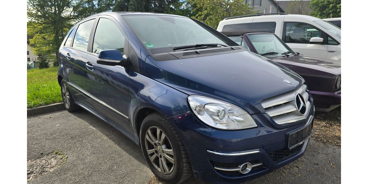 Mercedes-Benz B 180 139.568 km 3.950 &euro; Burkhardtsdorf 09235