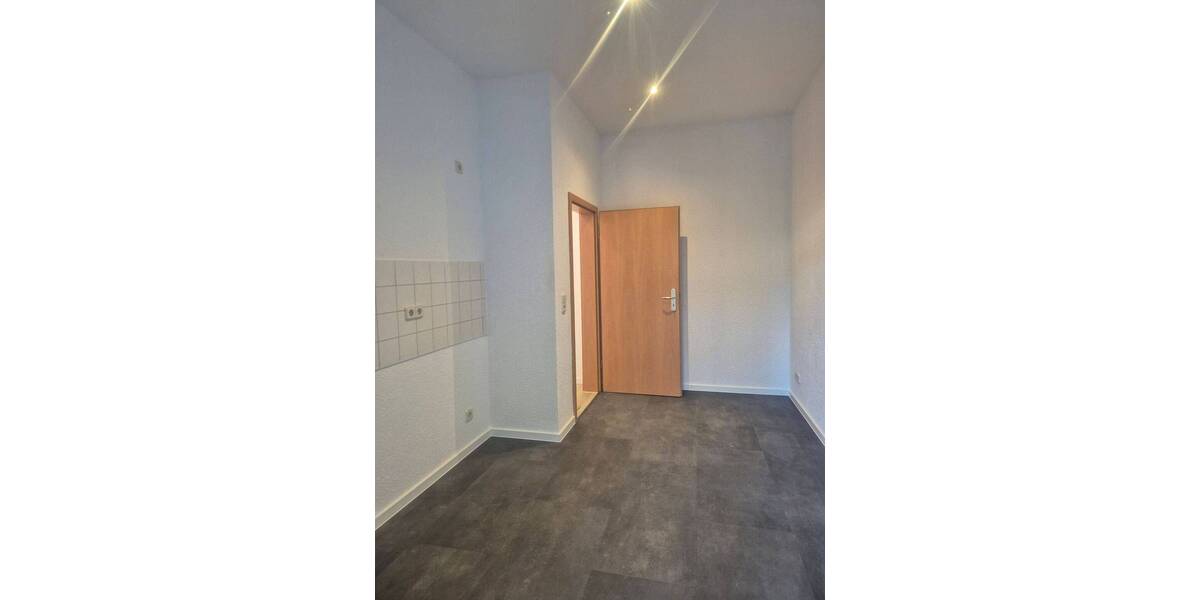 Etagenwohnung Waldheim Schönberg - 1 Zimmer, 46 m&sup2;, 275&euro; | Angebot:26188859