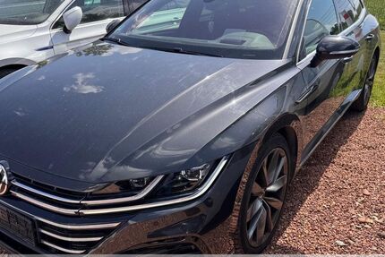 VW Arteon 53.950 km 30.999 &euro; Chemnitz - Mittelbach 09224