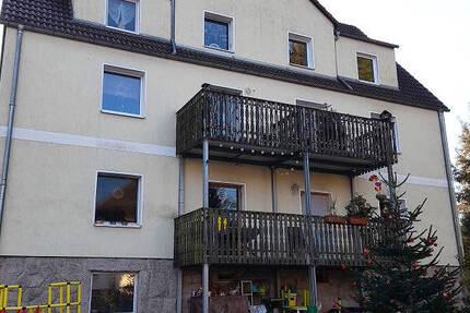 Gemütlich, bezahlbar auf Wunsch mit EBK-Zeile 2 zimmer