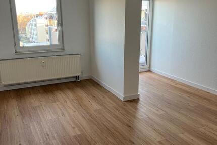 Schöne 2 Raum Dachgeschosswohnung mit Balkon Gemeinschaftsgarte 2 zimmer
