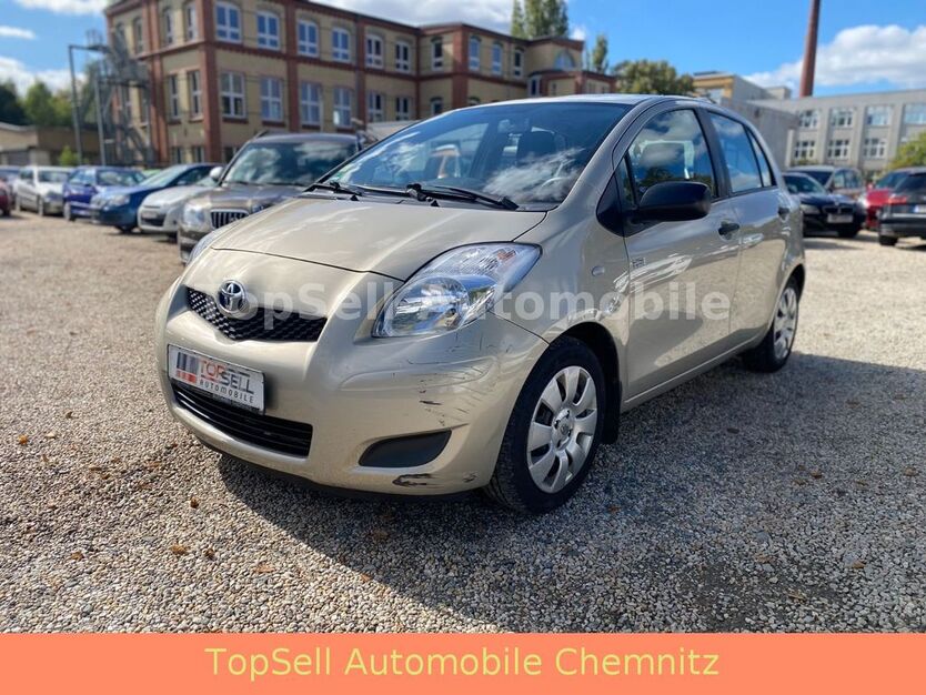 Toyota Yaris 141.340 km 2.850 € Chemnitz 09120