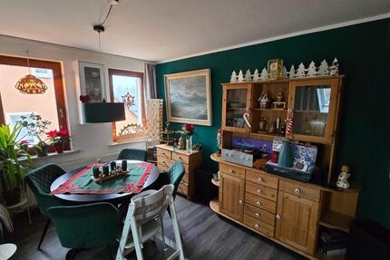 3,5 Zimmer-Familienwohnung mit Einbauküche & Garten zur Mitbenutz 3.5 zimmer