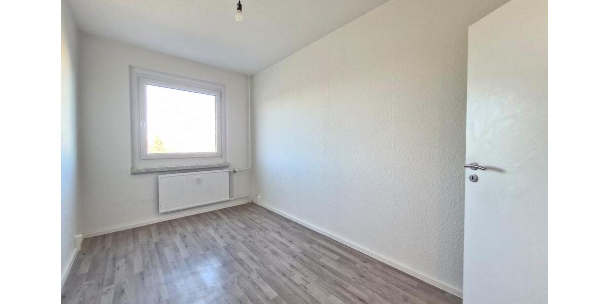 Etagenwohnung Chemnitz Markersdorf - 4 Zimmer, 69 m&sup2;, 317&euro; | Angebot:26088919