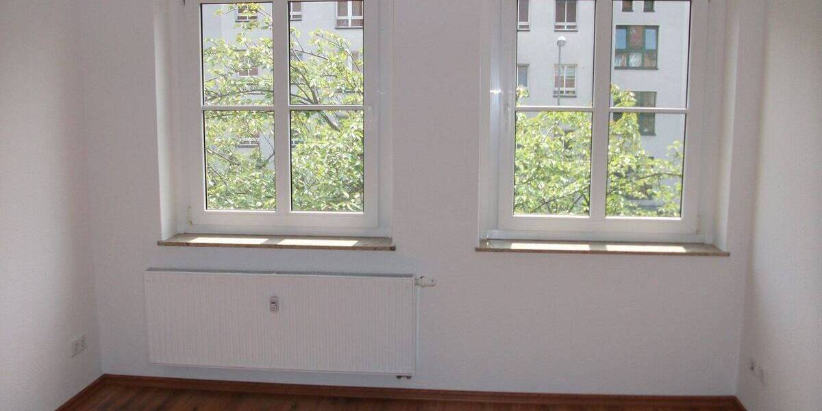 Etagenwohnung Chemnitz Lutherviertel - 2 Zimmer, 45 m&sup2;, 285&euro; | Angebot:26806951