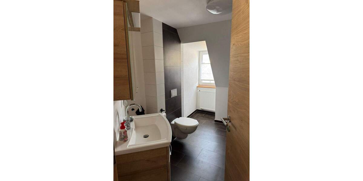 Reihenmittelhaus Hartha - 6 Zimmer, 77 m&sup2;, 130.000&euro; | Angebot:25742152