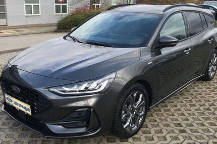 Ford Focus 16.043 km 29.450 &euro; Glauchau 08371