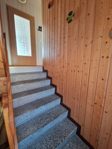 Wohnhaus mit schönem Grundstück in ruhiger Lage! 5 zimmer