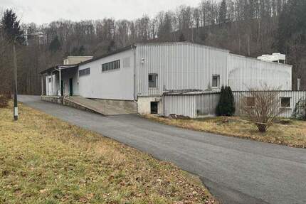 Lagerhalle Produktion 3200qm mit Büro, Dusche, WC zu verkaufen zimmer