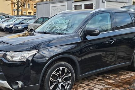 Mitsubishi Outlander 213.400 km 6.490 &euro; Chemnitz 09120
