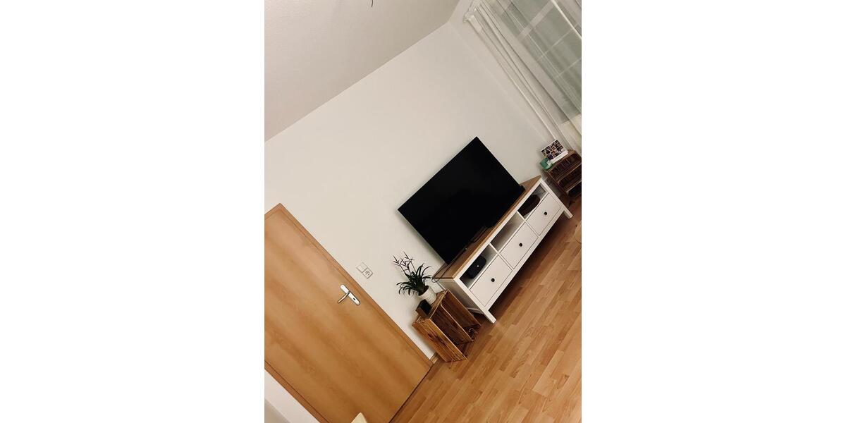 Hochparterre Chemnitz Ebersdorf - 2 Zimmer, 45 m&sup2;, 250&euro; | Angebot:26215162