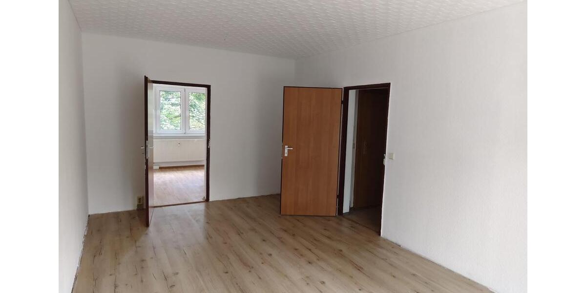 Etagenwohnung Zschopau - 2 Zimmer, 46 m&sup2;, 30.000&euro; | Angebot:27098950