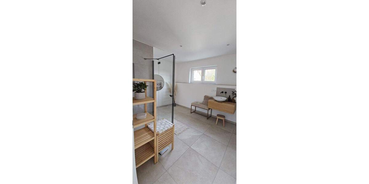 Exklusive Familienoase in naturnaher Lage - neuwertiges Wohnen auf höchstem Niveau 7 zimmer