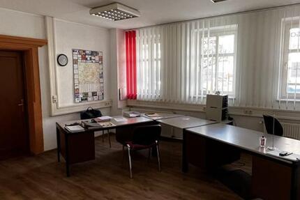 feine kleine Gewerbeeinheit am Schloßplatz; Ladengeschäft o. Büro zimmer