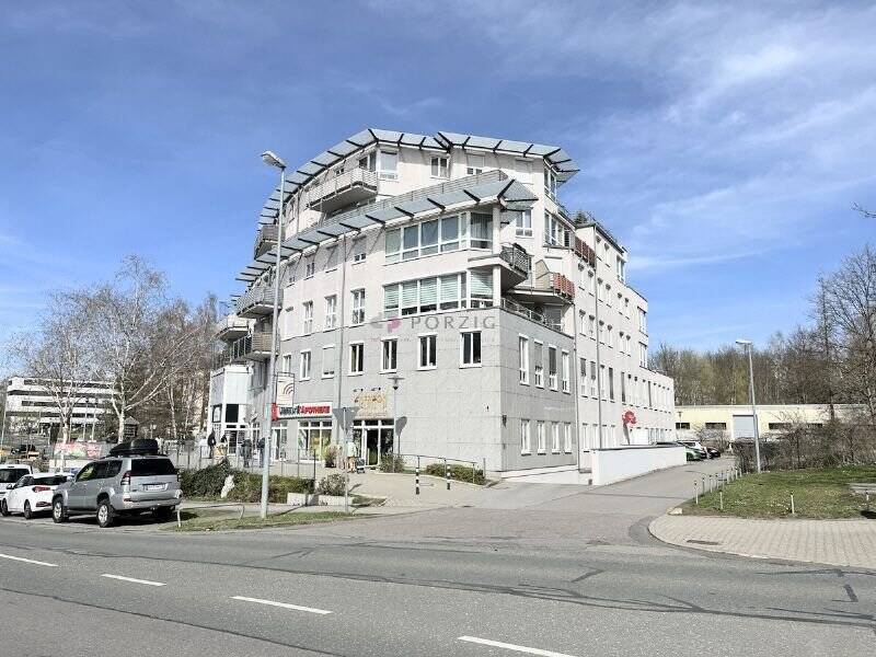 Attraktive Büro-Praxisfläche in Top-Lage - großzügig und bestens erreichbar!