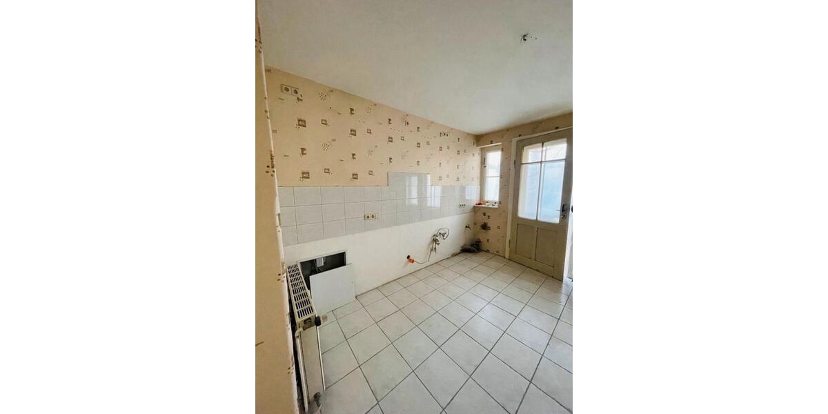 Dachgeschoßwohnung Chemnitz Helbersdorf - 3 Zimmer, 86 m&sup2;, 490&euro; | Angebot:25904955