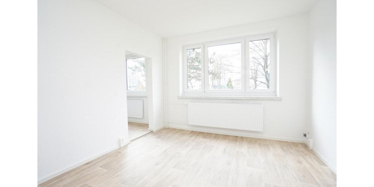 Erdgeschoßwohnung Chemnitz Adelsberg - 3 Zimmer, 92 m&sup2;, 571&euro; | Angebot:25883842