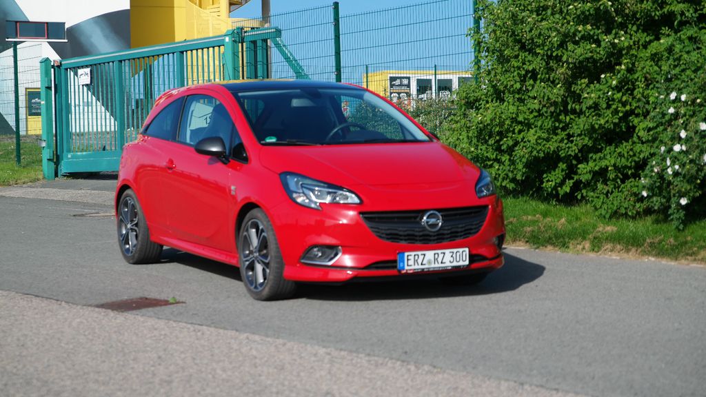 Opel Corsa 70.200 km 9.900 &euro; Hohndorf 09394
