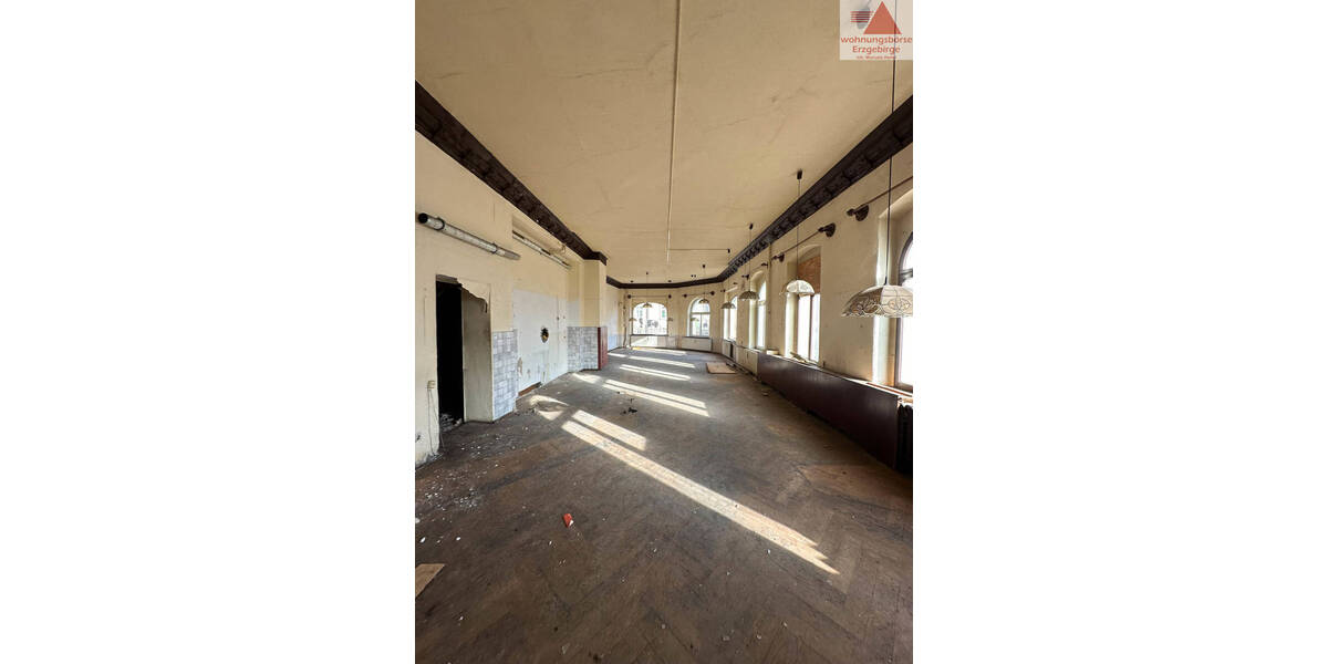 Mehrfamilienhaus, Wohnhaus Hohenstein-Ernstthal Ernstthal - 3 Zimmer, 805 m&sup2;, 155.000&euro; | Angebot:26260777