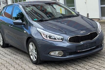 Kia ceed / Ceed 180.000 km 4.890 &euro; Chemnitz 09120