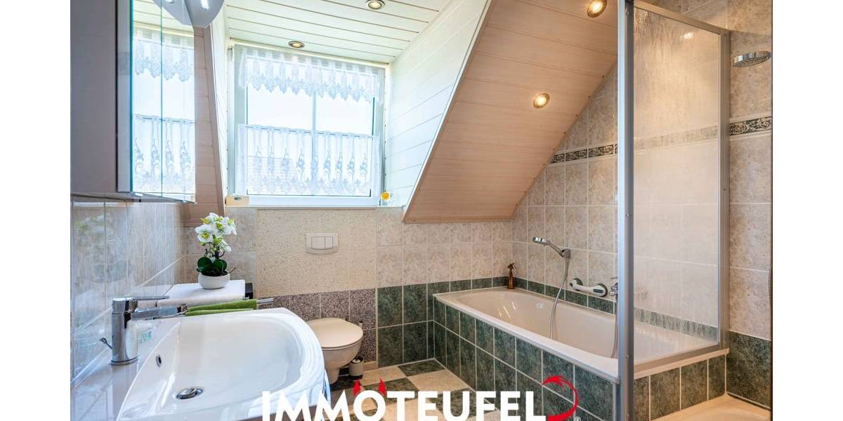 Doppelhaushälfte Lugau/Erzgebirge Ursprung - 4 Zimmer, 130 m&sup2;, 259.000&euro; | Angebot:26217784