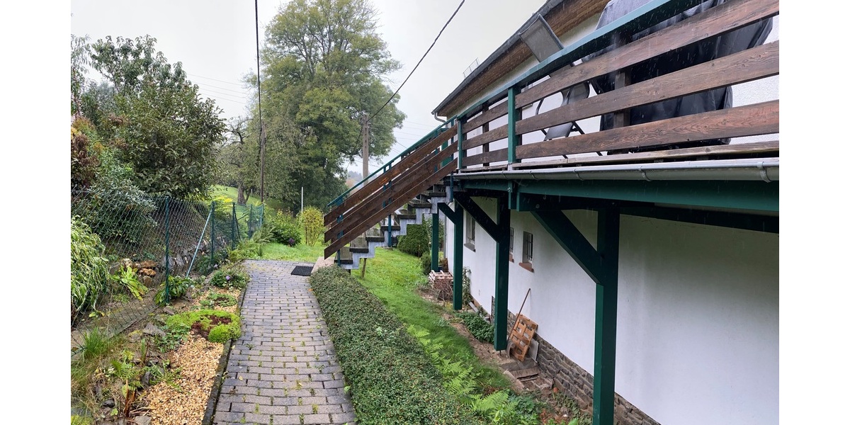 Mehrfamilienhaus mit 3 +1 Wohnungen und großem Grundstück - Mehrfamilienhaus, Wohnhaus Frankenberg | Angebot:26287479