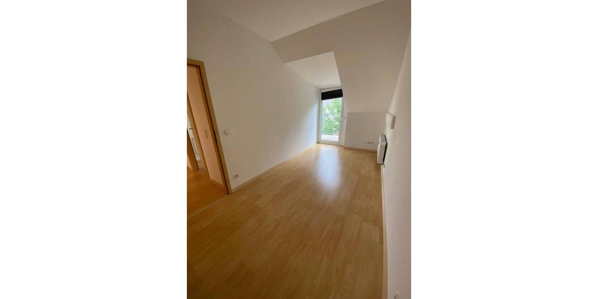 Etagenwohnung Chemnitz Lutherviertel - 3 Zimmer, 57 m&sup2;, 327&euro; | Angebot:26320318