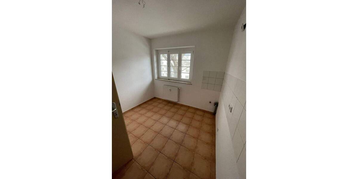 Etagenwohnung Chemnitz Lutherviertel - 3 Zimmer, 62 m&sup2;, 373&euro; | Angebot:25696299