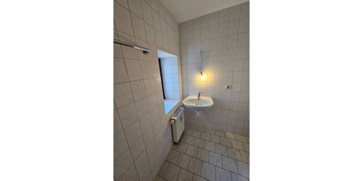 Renoviertes Zimmer in Senioren- Wohngruppe in Hartha zu vermieten! zimmer