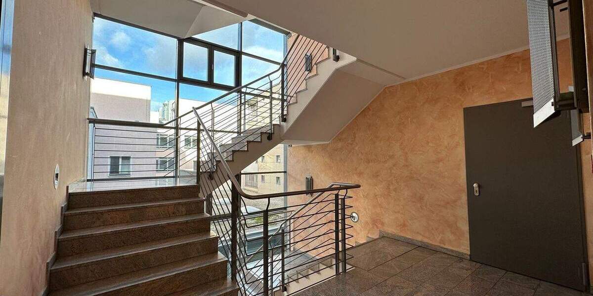 Gewerbeobjekt Chemnitz Zentrum - 1 Zimmer, 380 m&sup2;, 3.800&euro; | Angebot:25680088