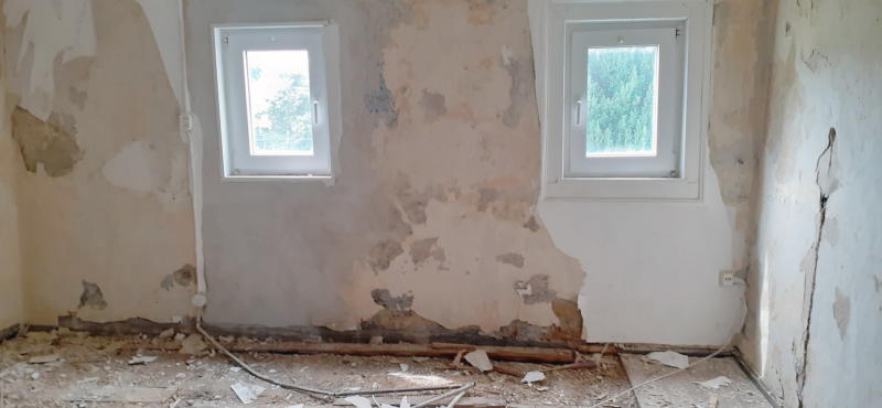 ObjNr:18741 - Ausbau ; Abriß oder Neubau in Röhrsdorf such Bauherren 8 zimmer