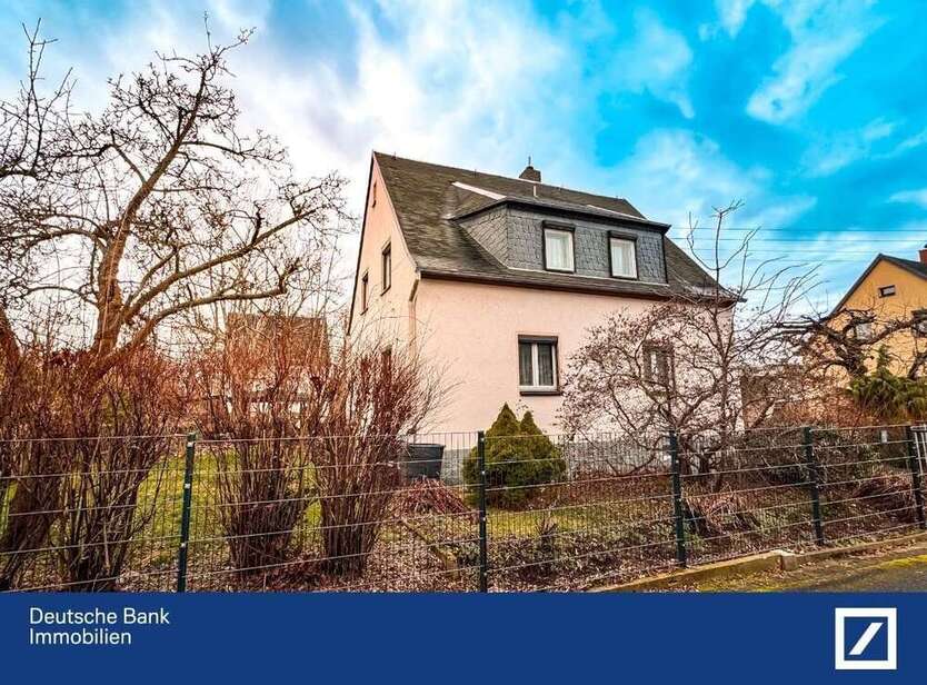 Haus zum Kaufen in Oberlungwitz 120.000 € 95 m²