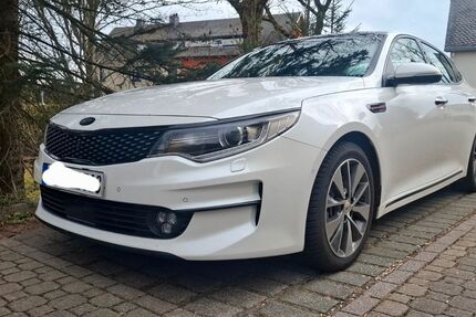 Kia Optima 231.000 km 10.490 &euro; Zwönitz 08297