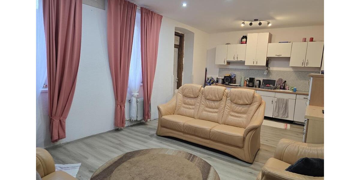 Mehrfamilienhaus, Wohnhaus Glauchau - 10 Zimmer, 210 m&sup2;, 100.000&euro; | Angebot:25017541