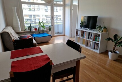 Untermieter gesucht (1 Person) - Zimmer in 2er-WG, mögl. WE-Heimfahrer