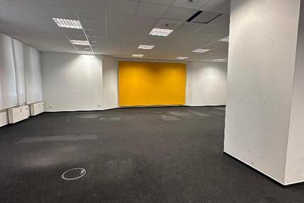 Repräsentative Gewerbefläche über zwei Etagen – ehemalige Commerzbank im Herzen von Glauchau zimmer