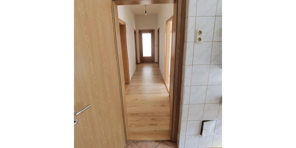 Etagenwohnung Brand-Erbisdorf Erbisdorf - 6 Zimmer, 142 m&sup2;, 780&euro; | Angebot:25918840