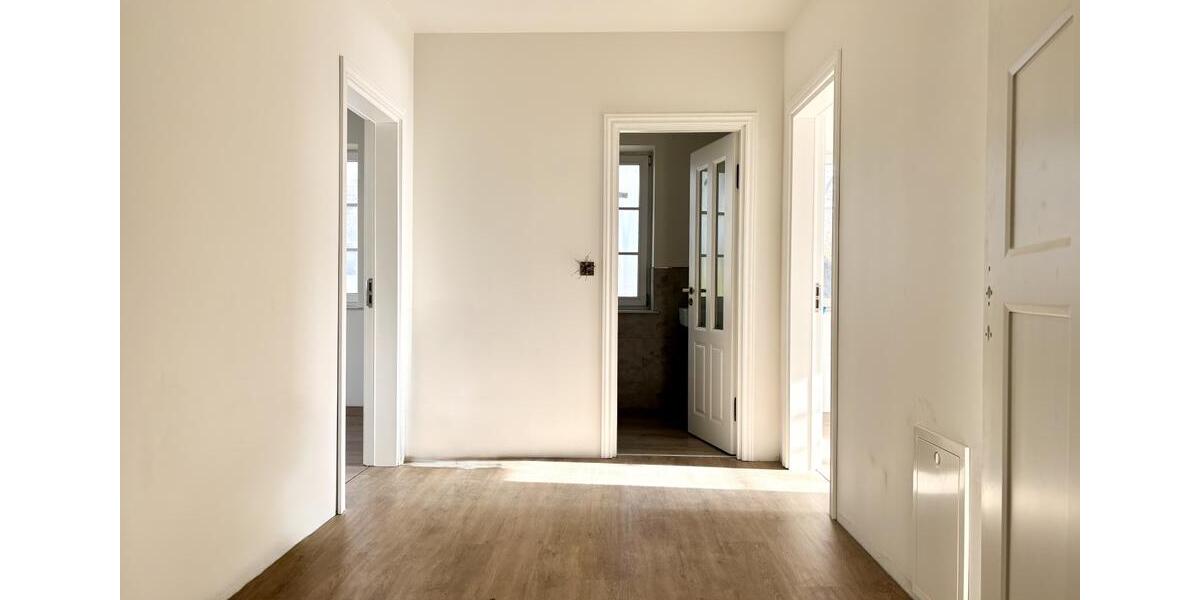 Borna * ERSTBEZUG * Moderne 3 Zimmer * 01.12.2025 zimmer