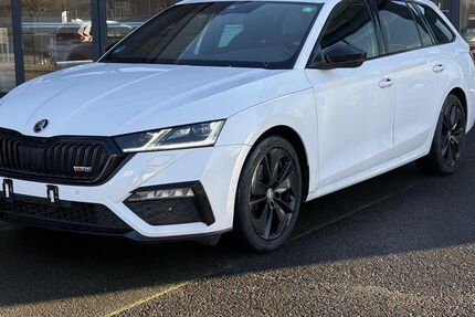 Skoda Octavia 61.750 km 27.899 &euro; Chemnitz 09125