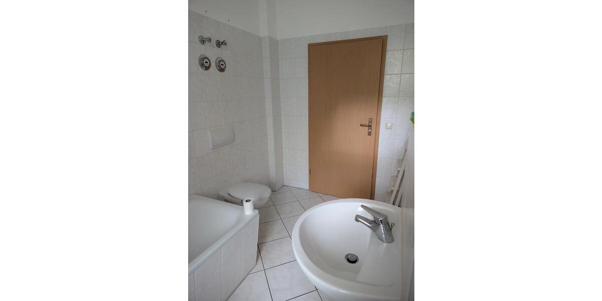 Erdgeschoßwohnung Chemnitz Altendorf - 2 Zimmer, 60 m&sup2;, 300&euro; | Angebot:26609210