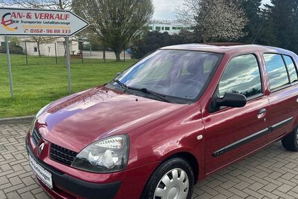 Renault Clio 159.394 km 2.500 &euro; Waldheim 04736