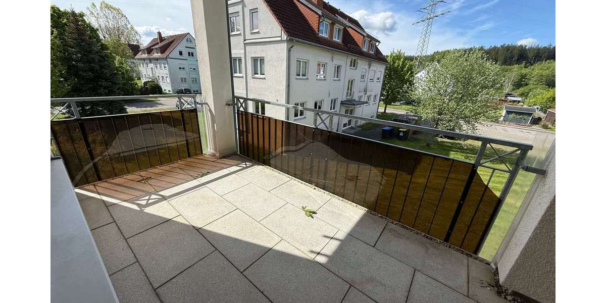 Etagenwohnung Flöha - 2 Zimmer, 61 m&sup2;, 425&euro; | Angebot:25401937