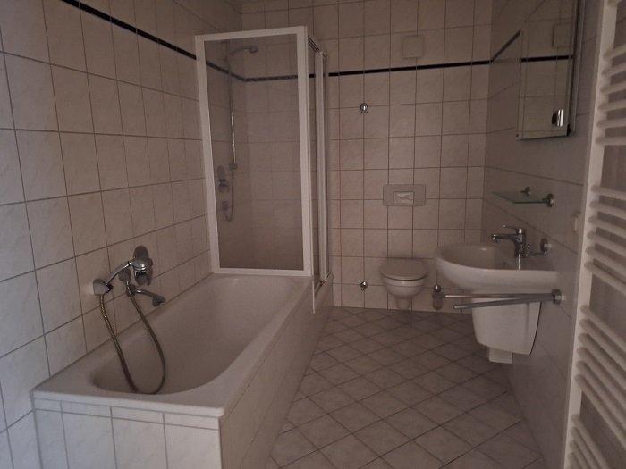 Etagenwohnung Chemnitz Kapellenberg - 2 Zimmer, 74 m&sup2;, 480&euro; | Angebot:26338024