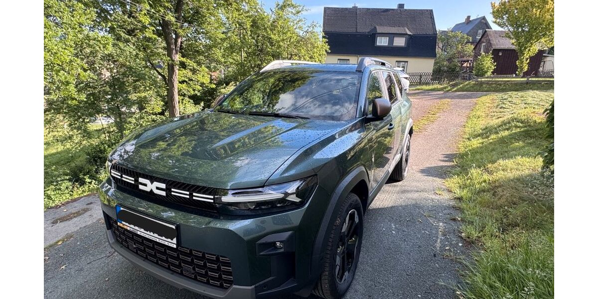 Dacia Bigster 10.100 km 35.000 &euro; Bernsdorf 09337