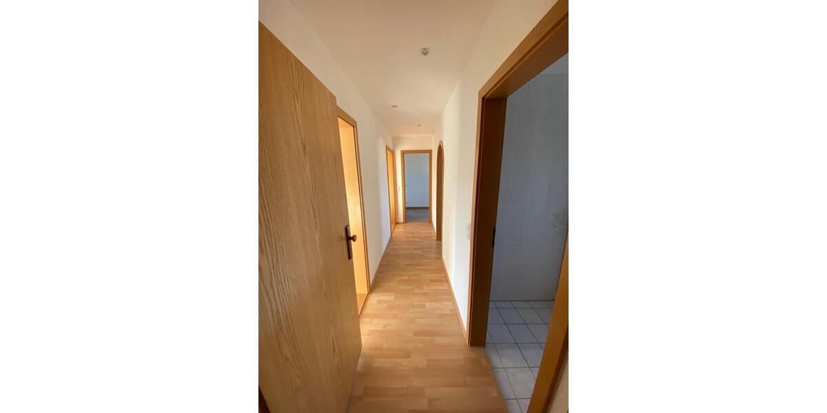 Etagenwohnung Wildenfels - 3 Zimmer, 60 m&sup2;, 41.000&euro; | Angebot:26985661
