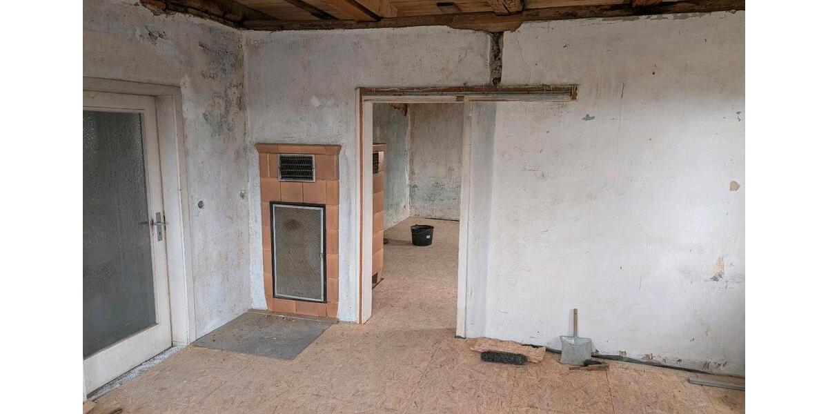Bauernhaus, Landhaus Glauchau - 12 Zimmer, 800 m&sup2;, 80.000&euro; | Angebot:26699971